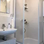 Apartment Schönes Zentrales Mit Tiefgarage Kassel